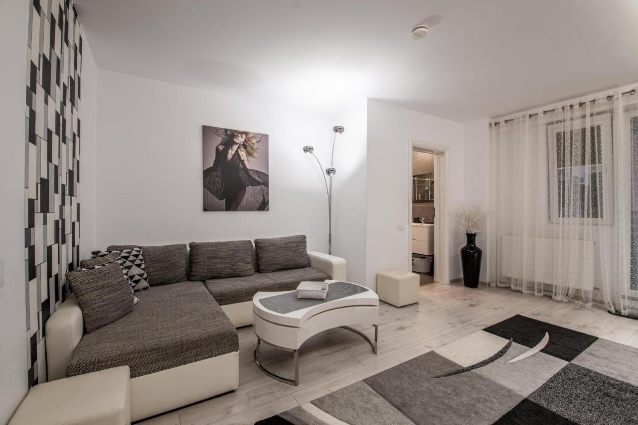 Studio Residence Militari M2 Бухарест Экстерьер фото